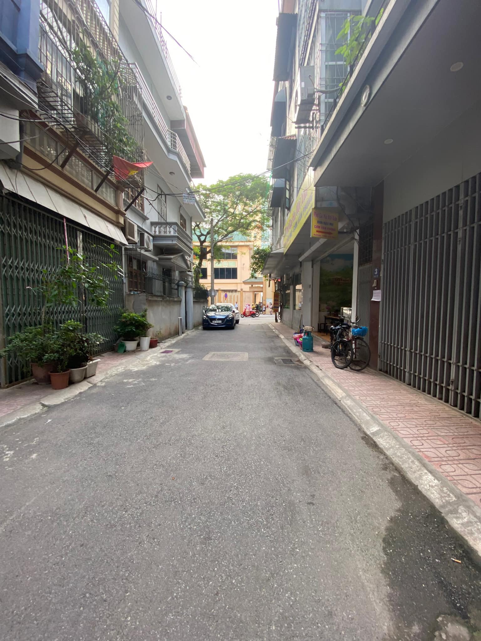 Bán nhà nhõ 28 phố ngụy như kon tum thanh xuân hà nội.