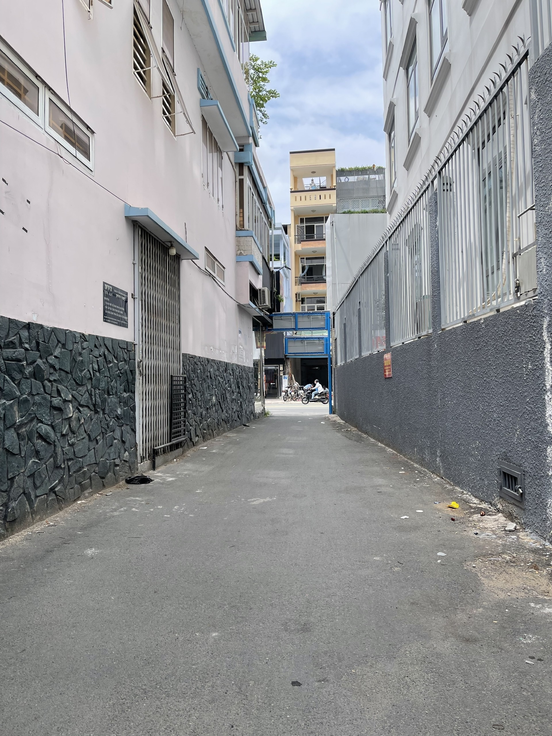 BÁN NHÀ HXH PHAN ĐÌNH PHÙNG PHÚ NHUẬN - GẦN 50M2- 2 TẦNG - GIÁ CHỈ 5 TỶ xxx