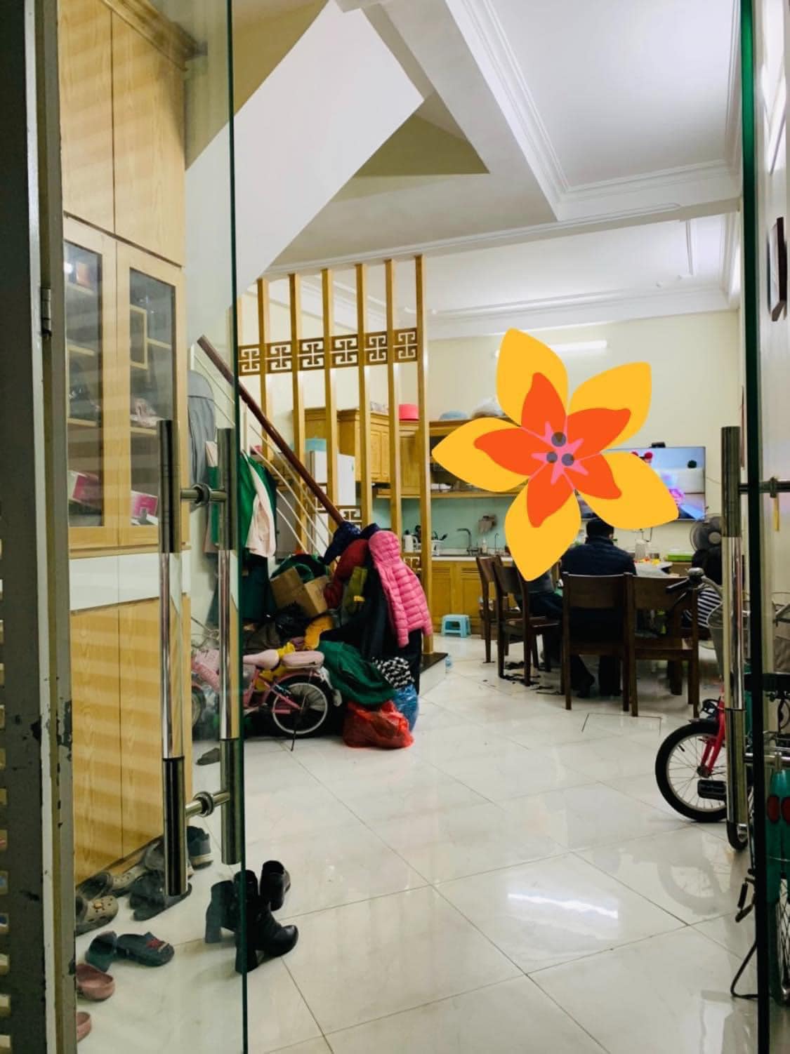 Bán nhà cạnh phố Vọng, Ô tô cách nhà 10m, DT37m2, giá 3.7 tỷ.