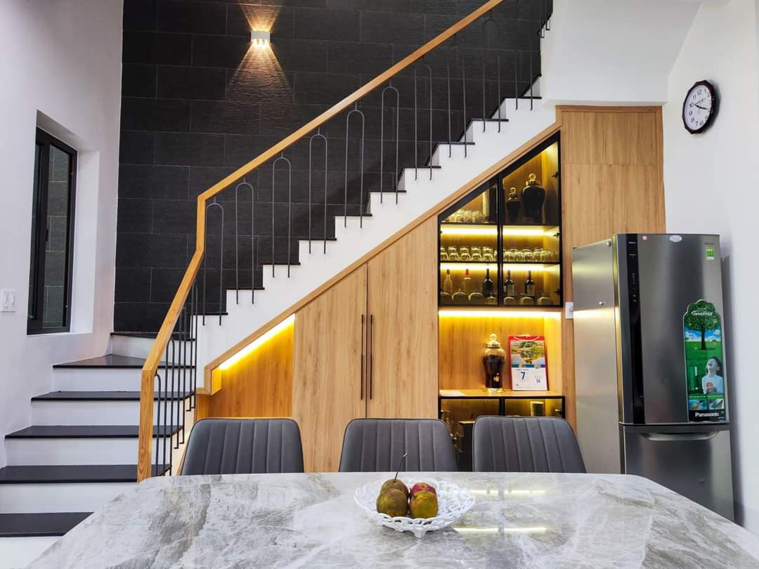 Cần bán gấp nhà 4 tầng MT Tô Hiến Thành Quận Sơn Trà Đà Nẵng Giá Chỉ 8,2 tỷ