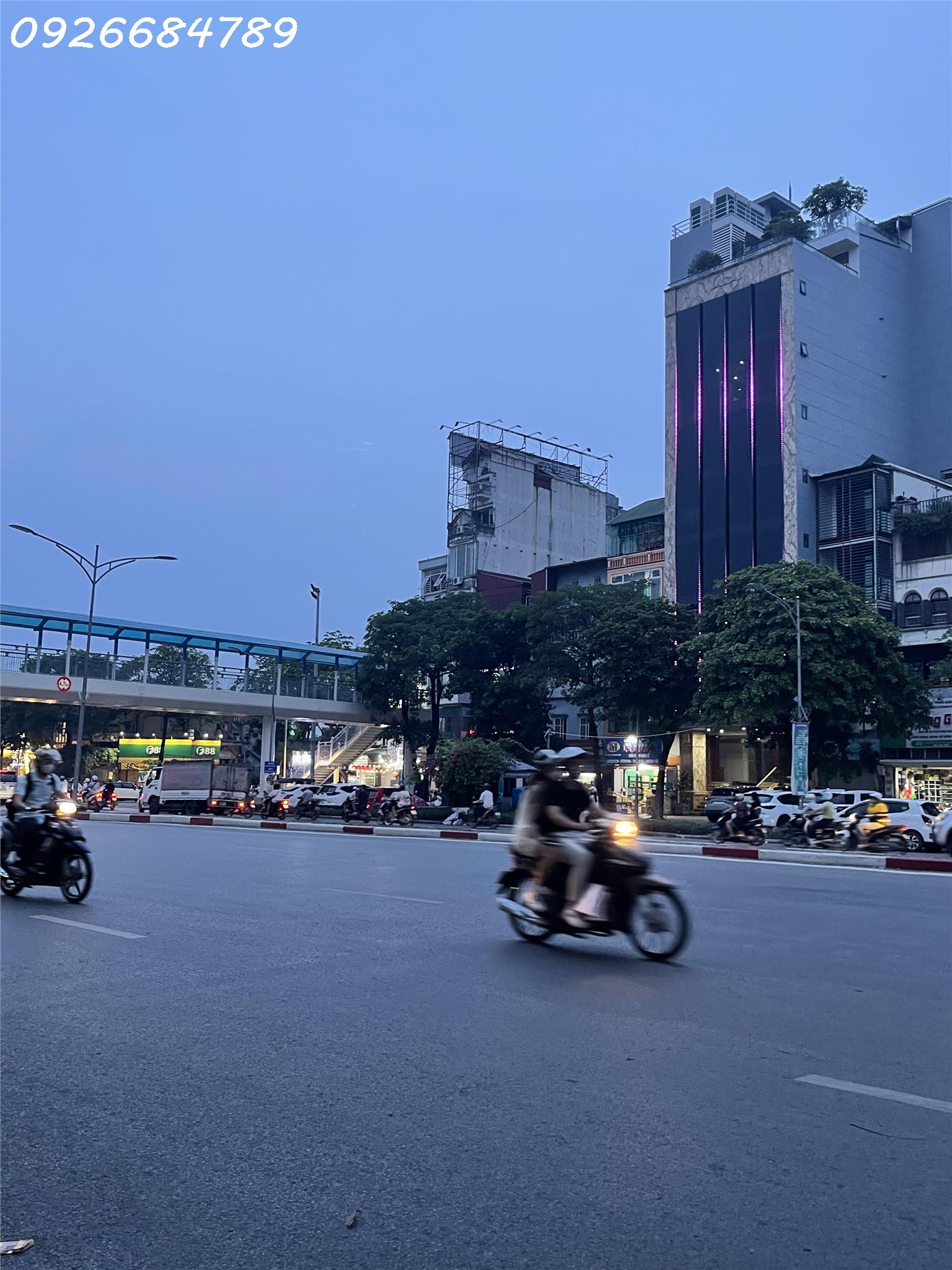 Giao dịch gấp căn mặt phố Trần Khát Chân - Hai Bà Trưng. DT 151m2, MT 6m, giá 60tỷ. Đặc biệt lô góc.