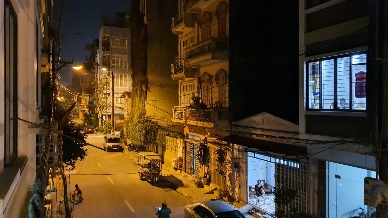 Chính chủ cần cho thuê nhà mặt phố Trần Đăng Ninh 2 tầng 1 tum tại Hà Nội: