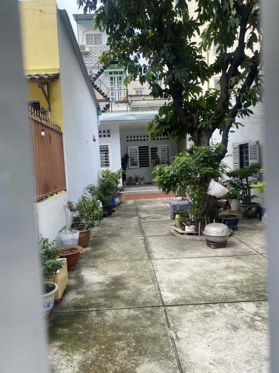 Nhà MT nở hậu ngay trung tâm Quận 1, đường Hồ Hảo Hớn, P.Cô Giang