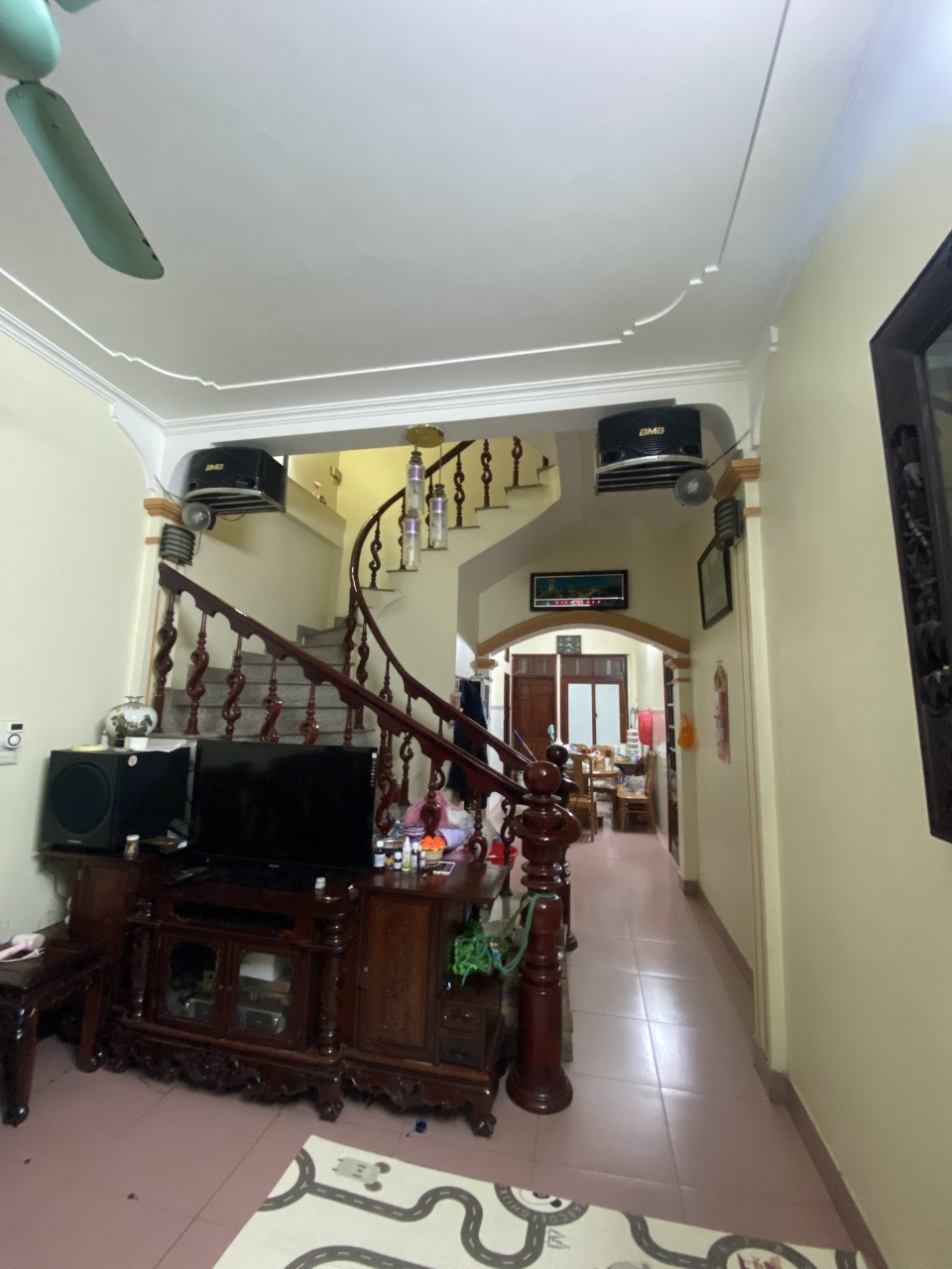 NHÀ 3 TẦNG X 44M2 GẦN ĐH CÔNG NGHIỆP HÀ NỘI CÁCH ĐƯỜNG Ô TÔ TRÁNH CHỈ 10M