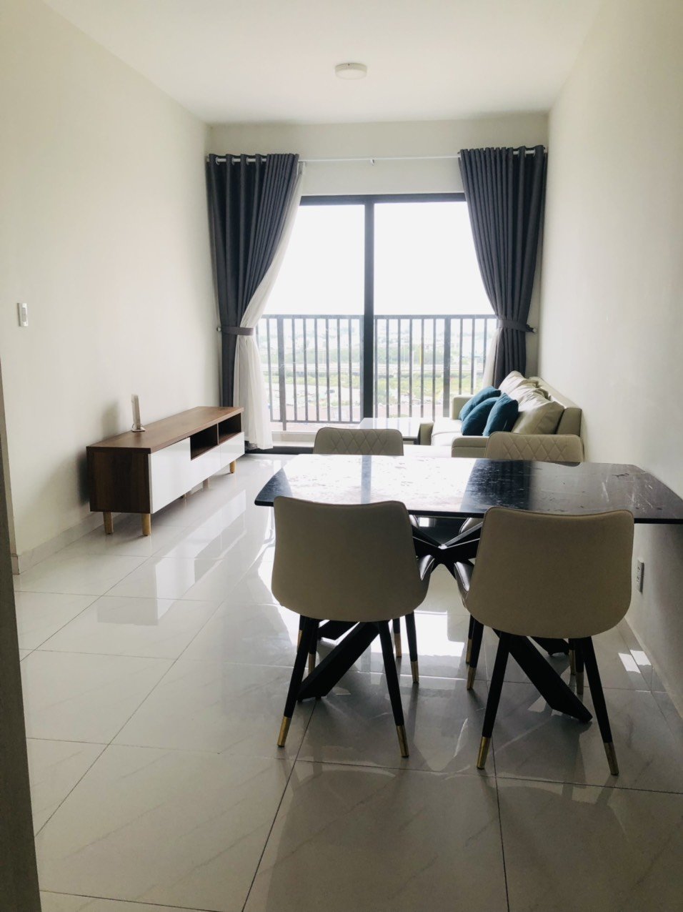 CHÍNH CHỦ BÁN CĂN HỘ SAFIRA KHANG ĐIỀN - NỘI THẤT ĐẸP - 68M2 - 2 PN - 2.7 TỶ TL LỘC