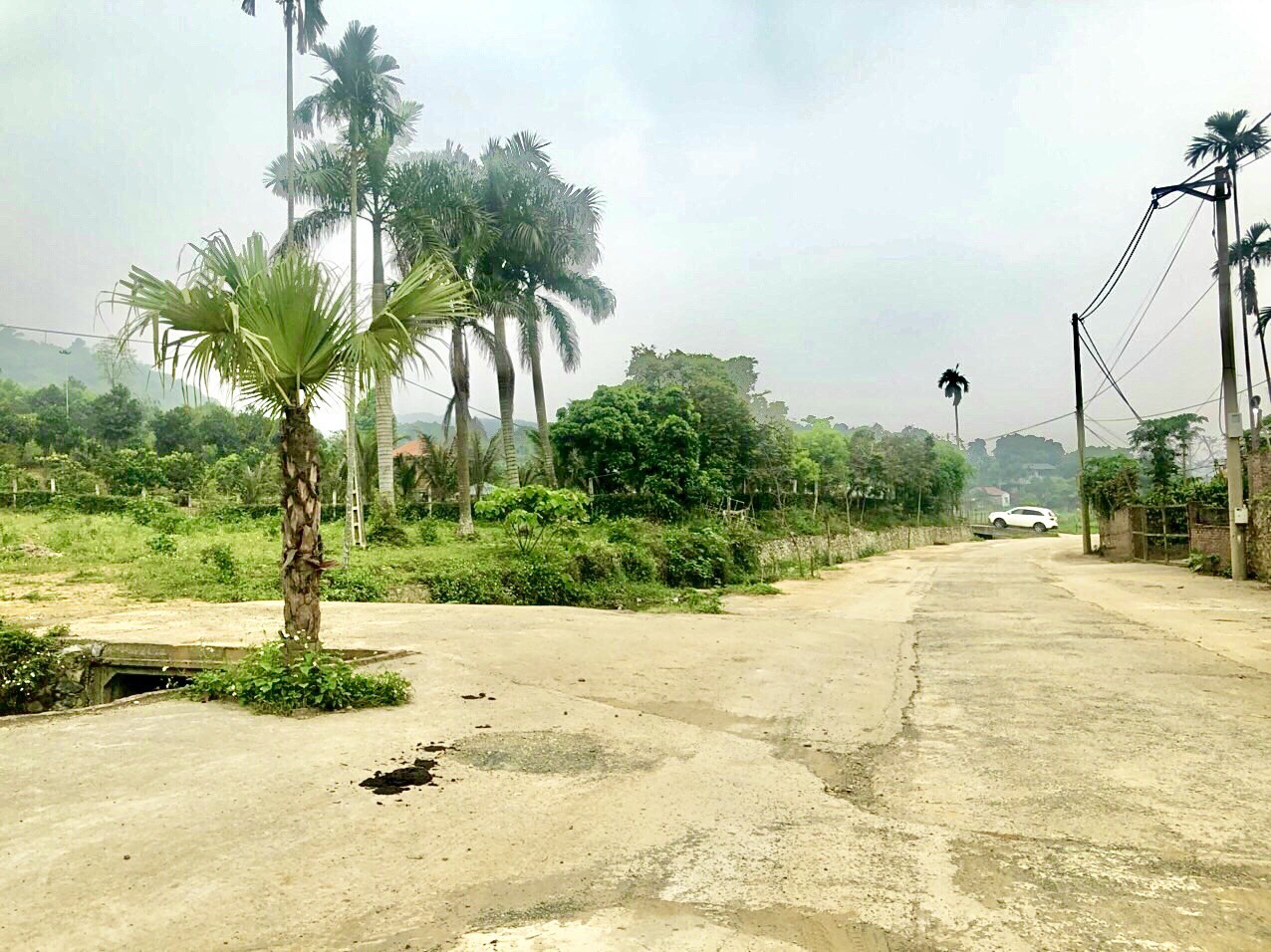 Nhỉnh 3 tỷ có ngay 430m View đồi suối 3 mặt tiền sát sân Gold và khu sinh thái công nghệ cao