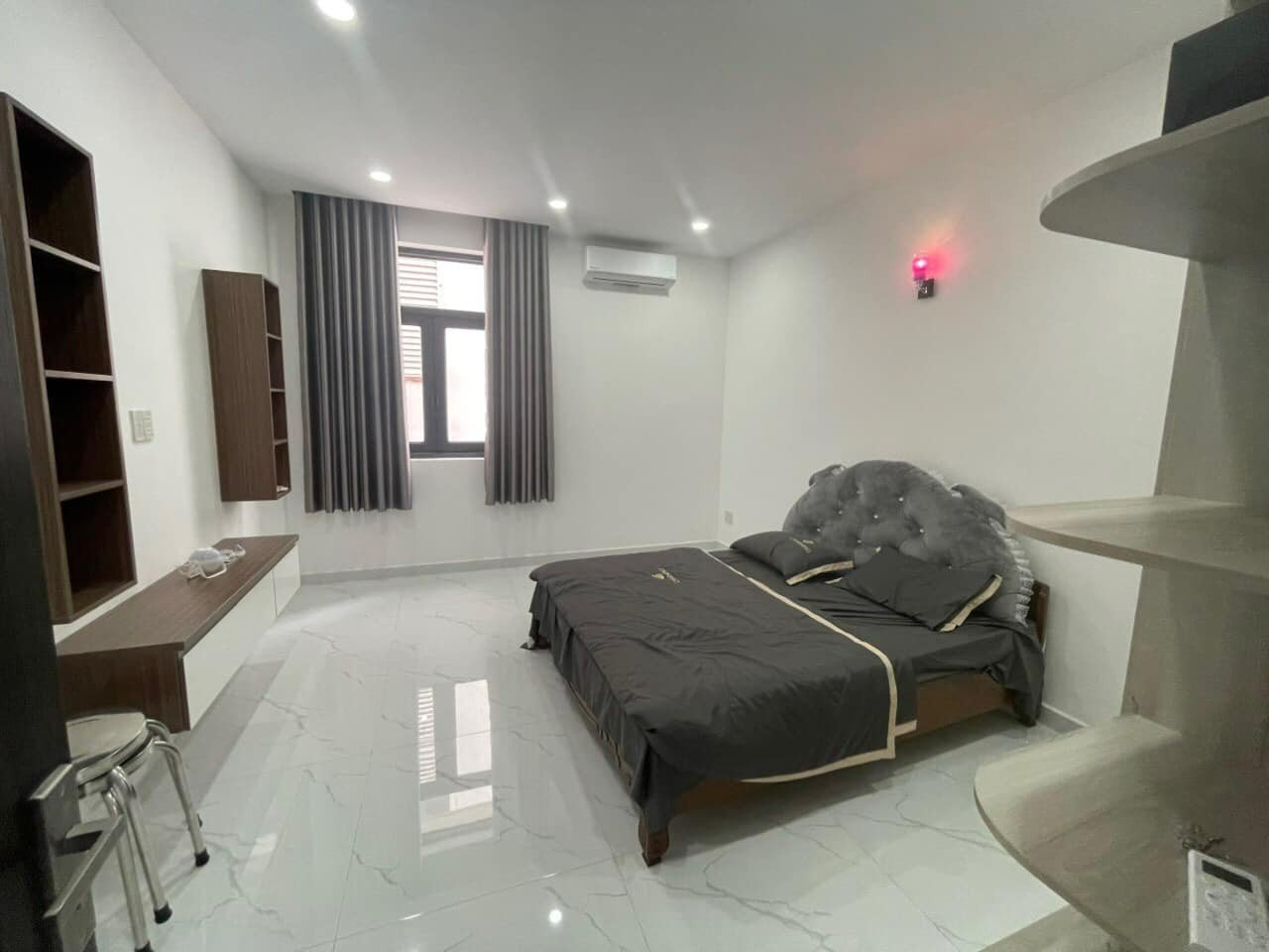 CHỦ NGỘP NGÂN HÀNG GIẢM 2 TỶ - PHƯỜNG 5 KHU VIP - HẺM NHỰA 10M THÔNG