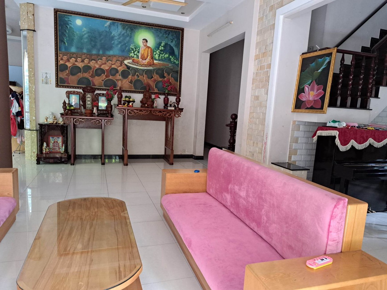 Cho thuê nhà 600m2 MT đường Huỳnh Tấn Phát, Quận 7