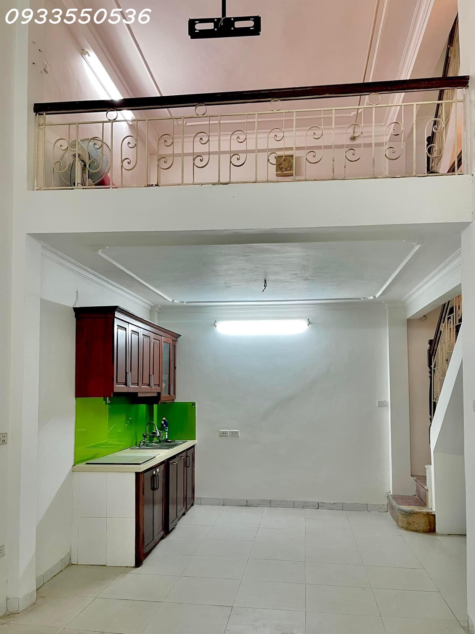 CHÍNH CHỦ CẦN CHO THUÊ NHÀ NGUYÊN CĂN 3 TẦNG 1 GÁC LỬNG