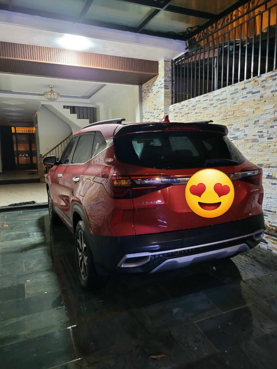 CẦN BÁN CĂN NHÀ SÂN VƯỜN 85M2 - 6 TẦNG THANG MÁY Ở PHỐ NGUYỄN VĂN CỪ - LONG BIÊN .