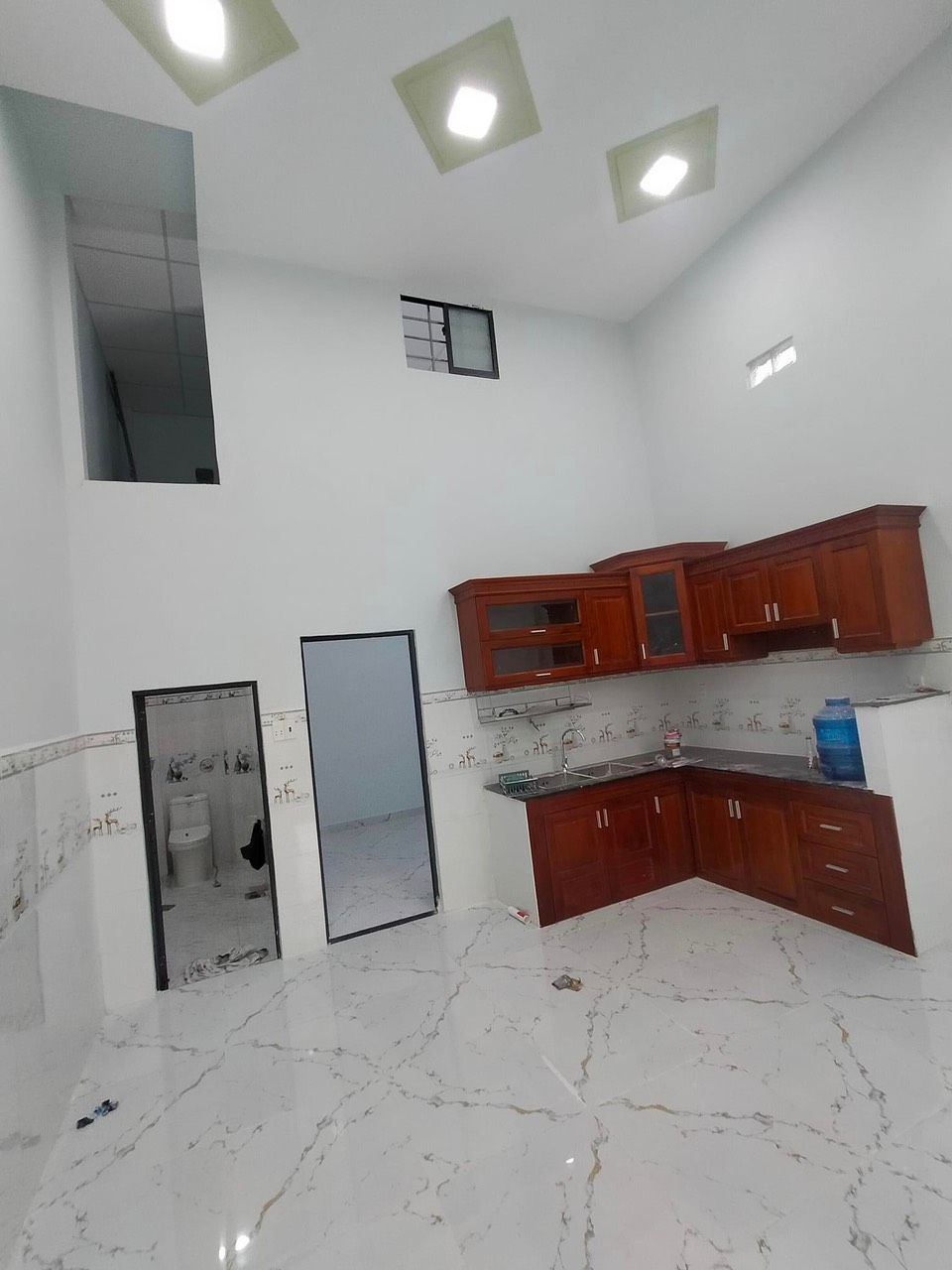 LÊ ĐÌNH CẨN - HẺM Ô TÔ- GẦN MẶT TIỀN- NGANG 4.5M- GẦN BỆNH VIỆN BÌNH TÂN- 5P QUA QUẬN 6- 45M2 - CHỈ 3.05 TỶ