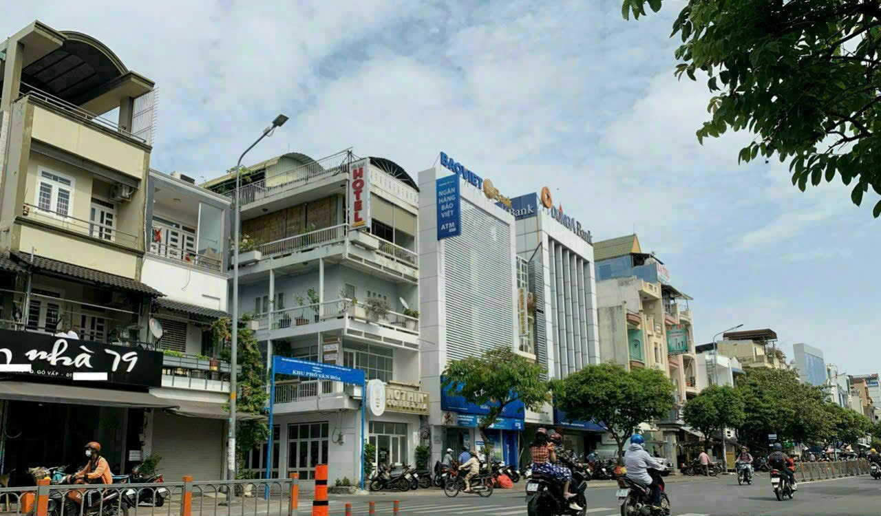 Bán Mặt tiền Nguyễn Oanh rẻ như nhà Hẻm