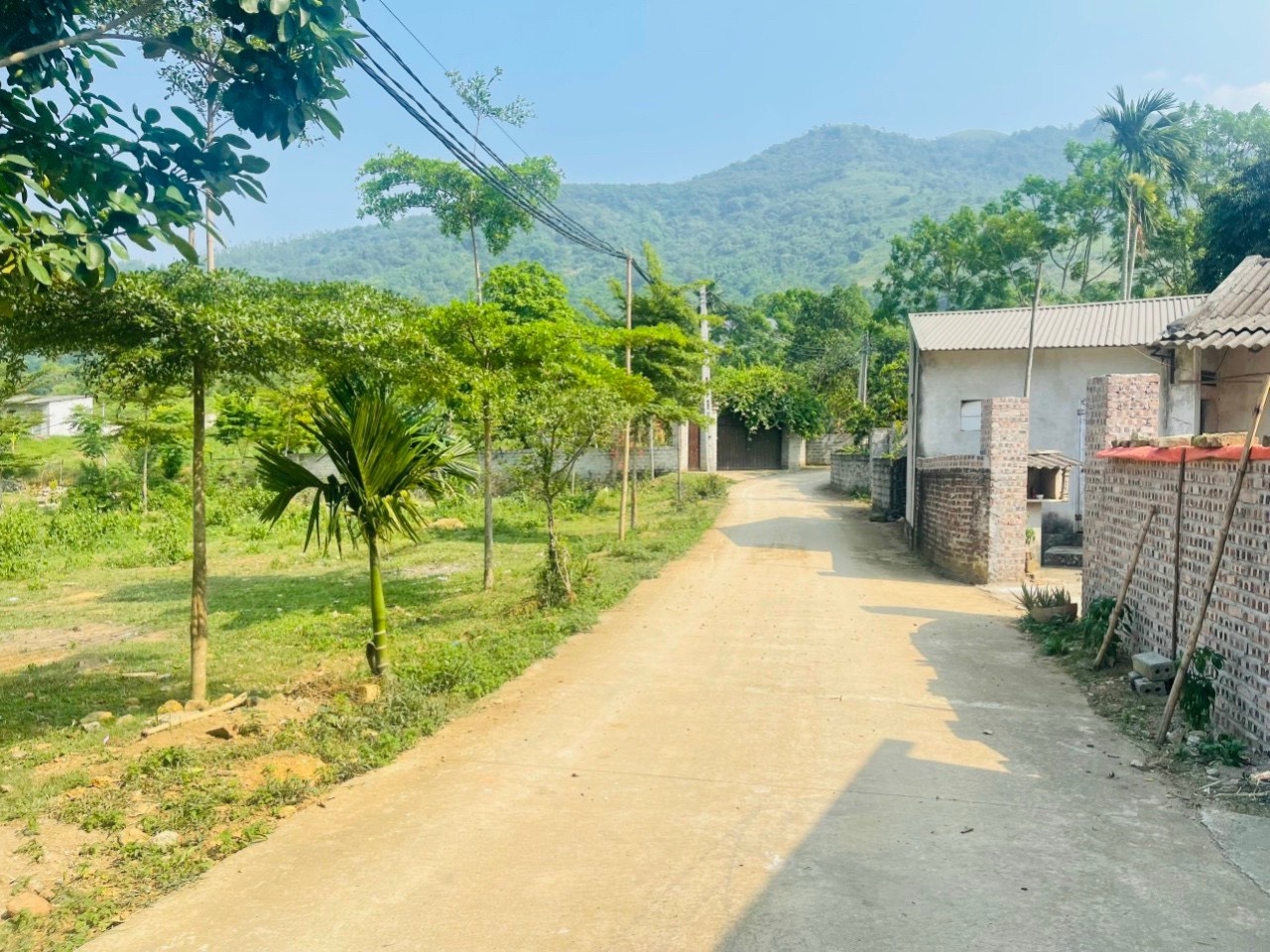 BÁN LÔ ĐẤT ĐẸP TẠI TRUNG TÂM PHÂN LÔ VÀ NGHỈ DƯỠNG LƯƠNG SƠN 2.X TỶ