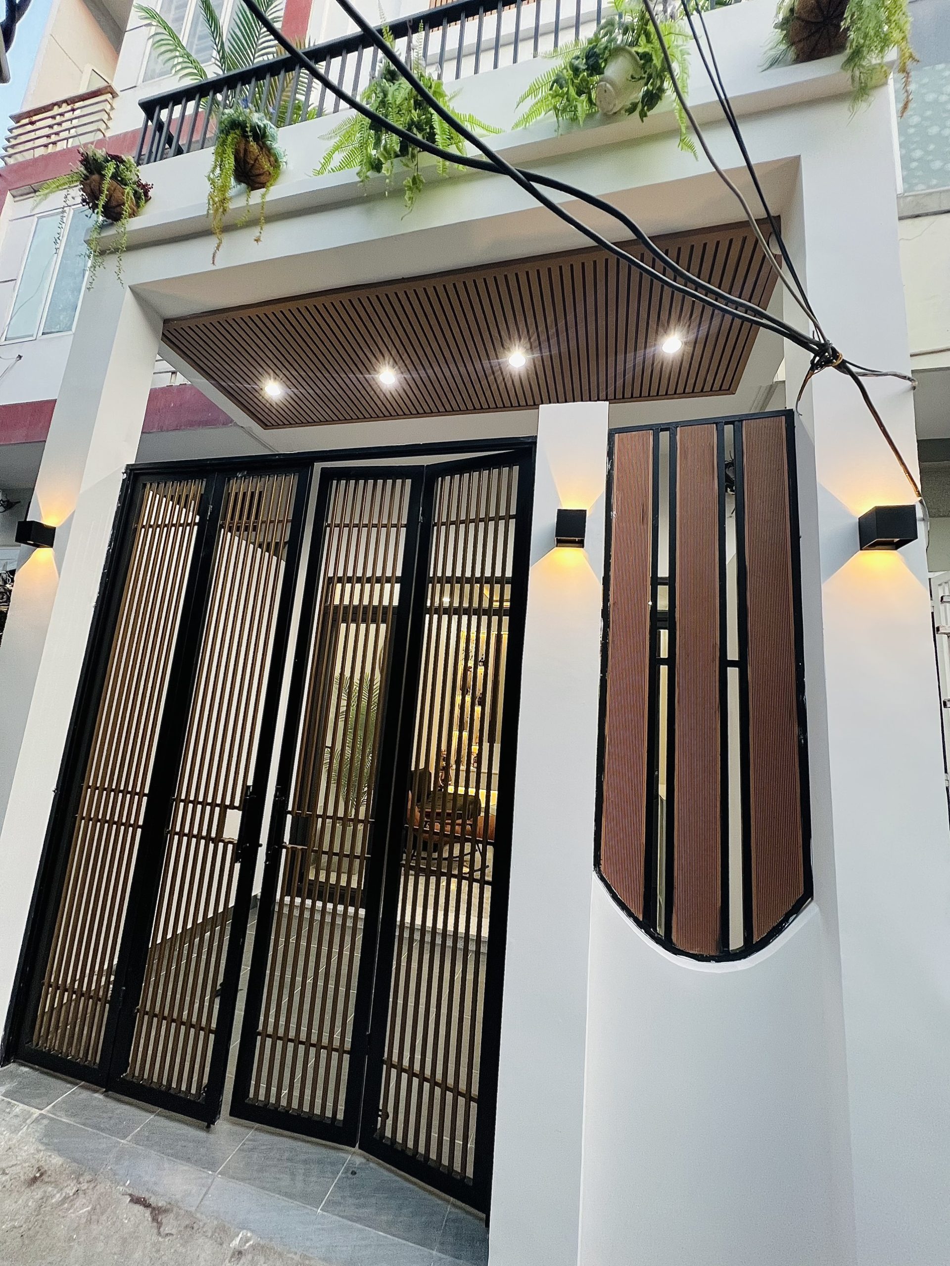 6.BÁN NHÀ NGÕ 52 MIẾU HAI XÃ 3 .5 TẦNG ĐẦY ĐỦ NỘI THẤT