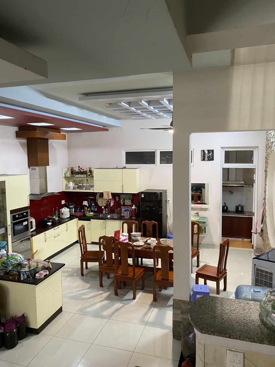 Bán gấp nhà 3 lầu MTNB đường Tô Hiến Thành, Quận 10