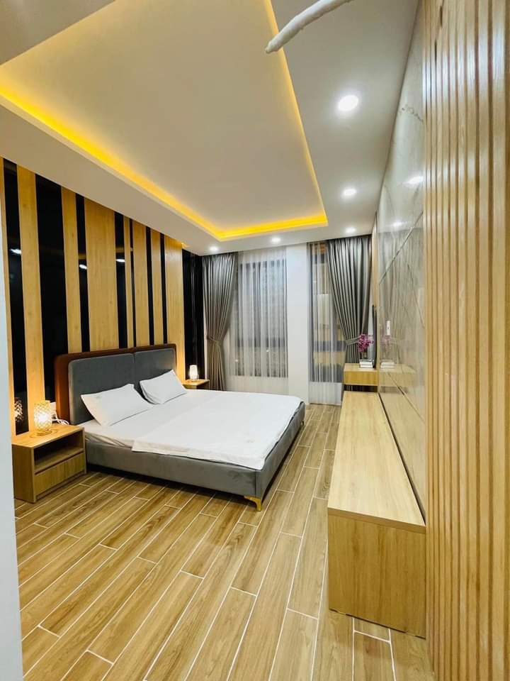 SIÊU PHẨM NHÀ PHỐ XÂY MỚI 100% SAU CĂN MẶT TIỀN ĐƯỜNG SỐ 4 P.11 GÒ VẤP