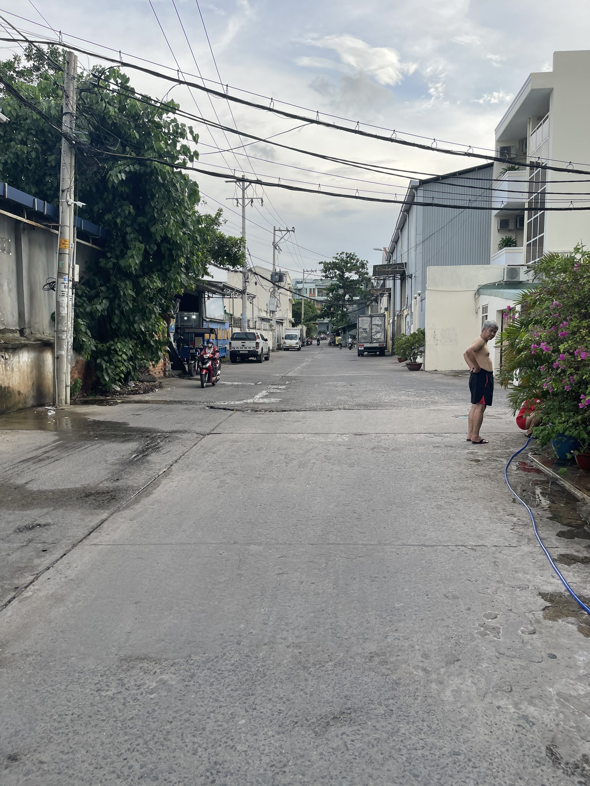 NHÀ MỚI VÀO Ở LIỀN P5 gò vấp Chủ Kẹt Tiền Nên Hạ Giá Cần Bán Gấp