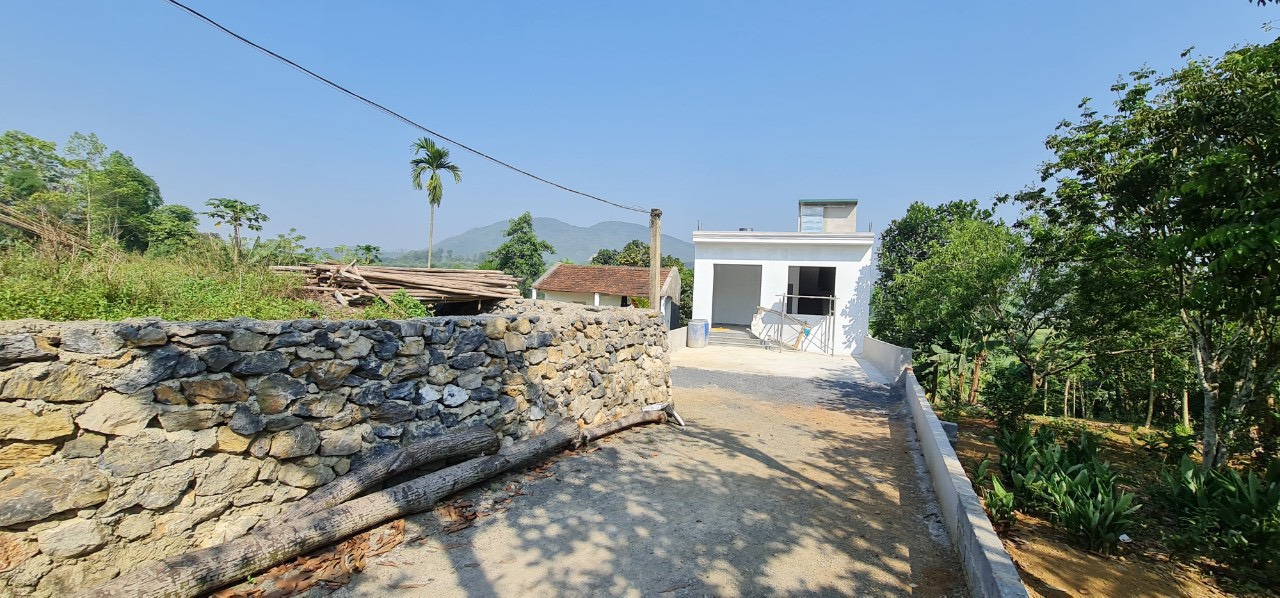 BÁN ĐẤT TRUNG TÂM THỊ TRẤN LƯƠNG SƠN 1037M CHỈ 3TY NHỈNH.