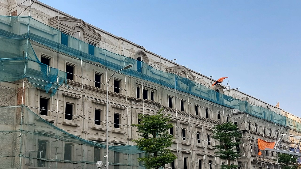 Bán Shophouse đường 11.5m, nhìn sang biệt thự KĐT Hạ Đình