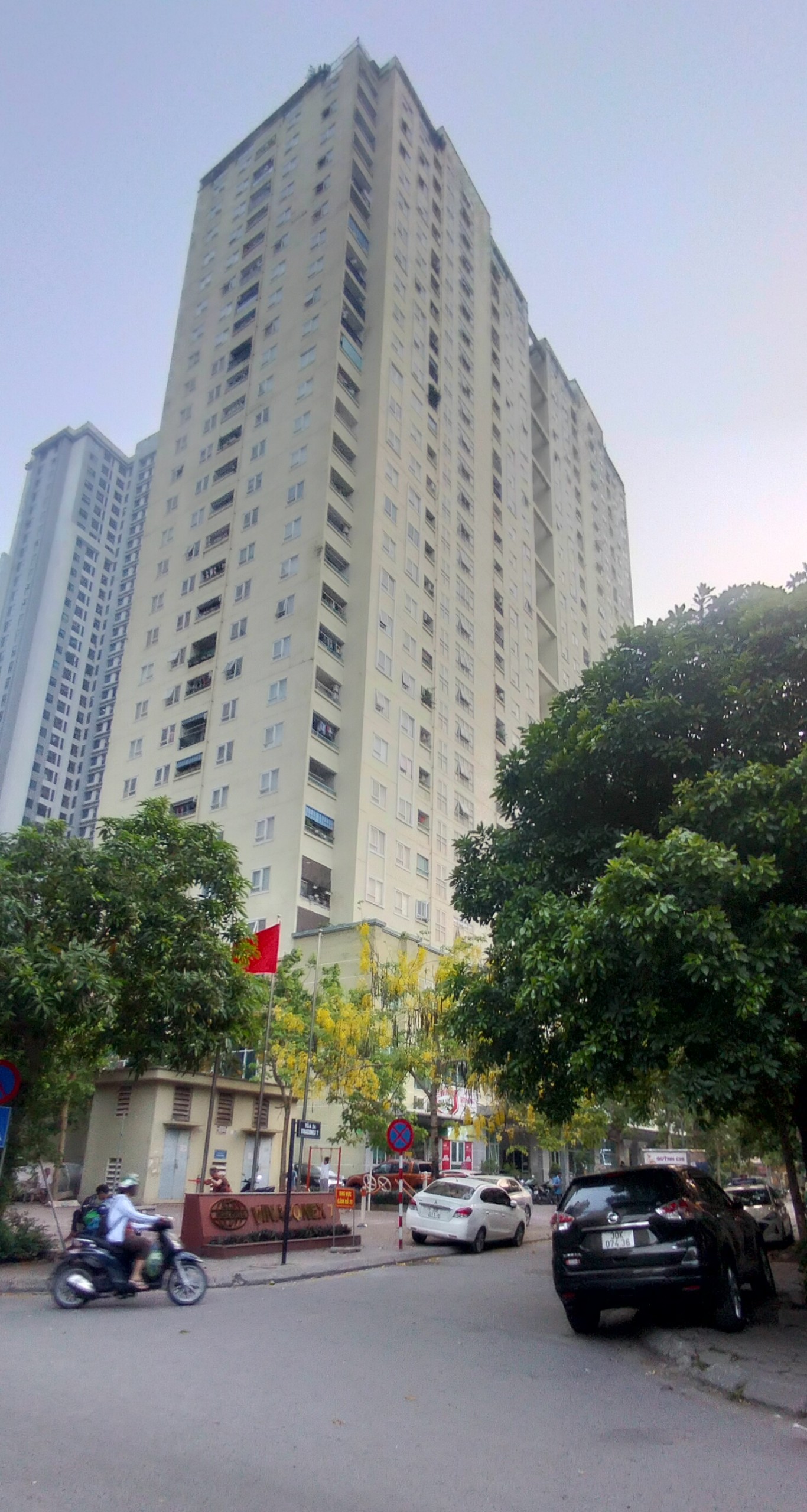 Chỉ 34 triệu/m2 - Penthouse Vinaconex 7- 190m2 ĐN - 4 PN tặng Nội Thất