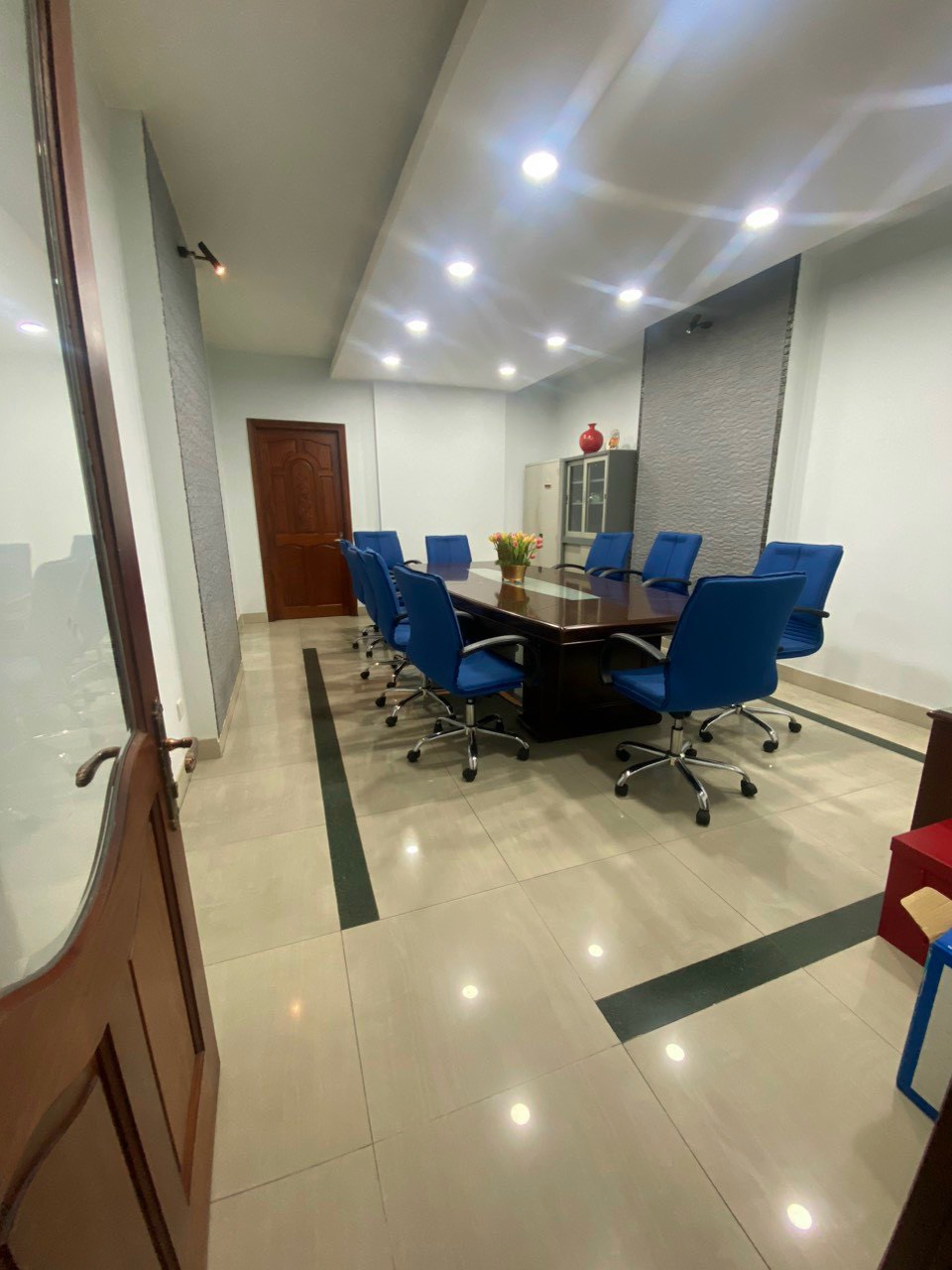 Bán gấp nhà MT Đào Duy Từ, P.5, Quận 10. Gần ĐH Kinh Tế.