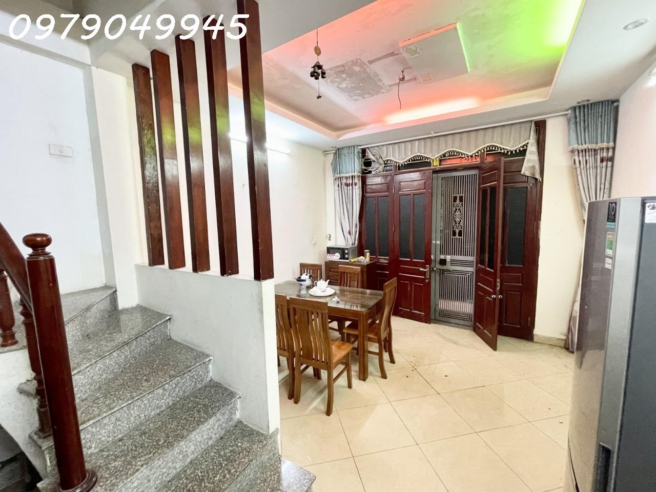 BÁN NHÀ HỒ TÙNG MẬU, 30M2X5T, MẶT TIỀN 5M, 30M RA MẶT PHỐ, GIÁ 3 TỶ HƠN