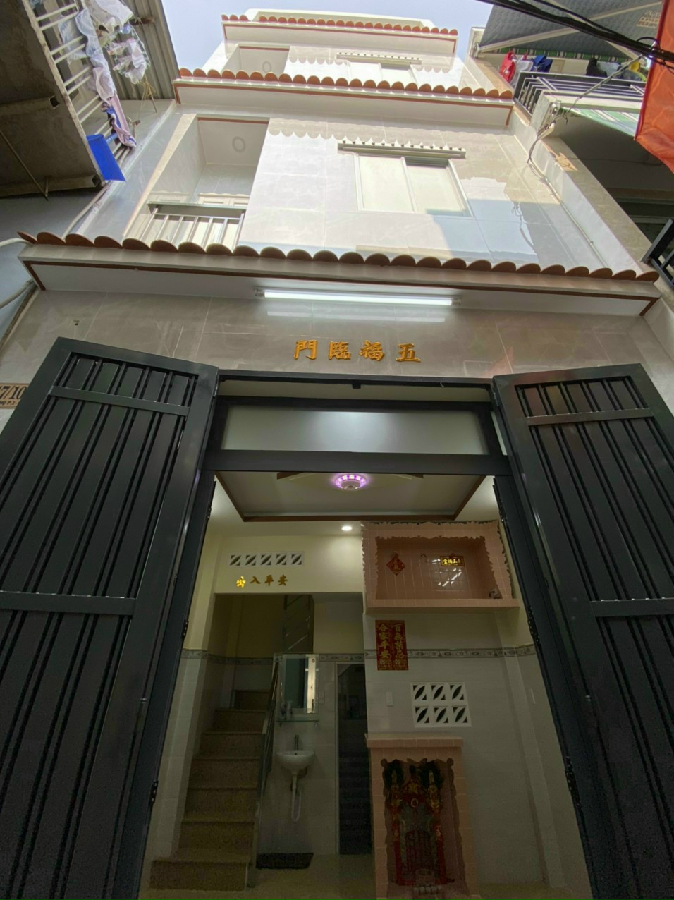 Bán nhà xay mới 3 lầu gần chợ bình thới quận 11