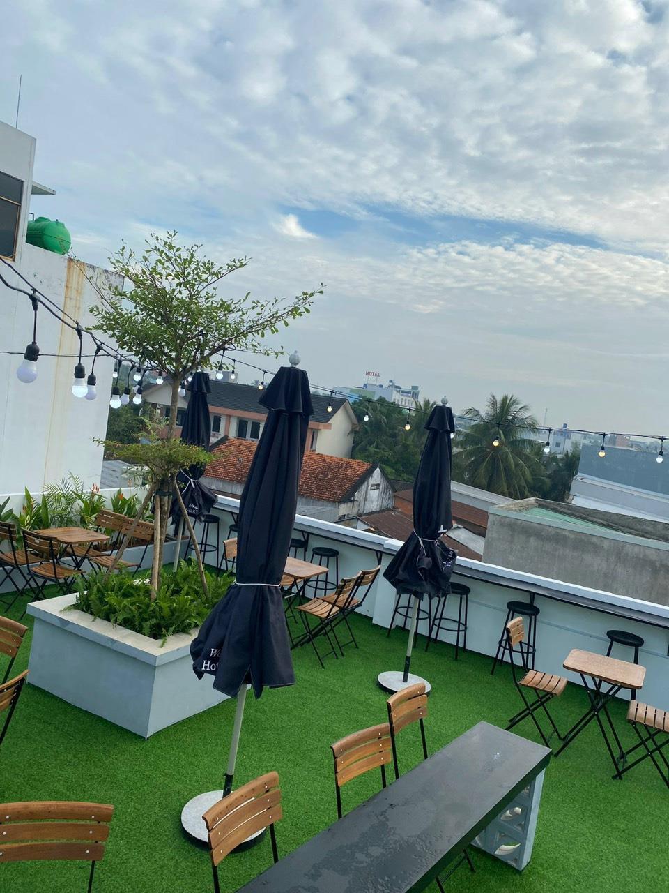 CẦN SANG NHANH Quán Cafe Taka Vòng Xoay Đại Lộ Đông Tây - Vị Trí Đẹp