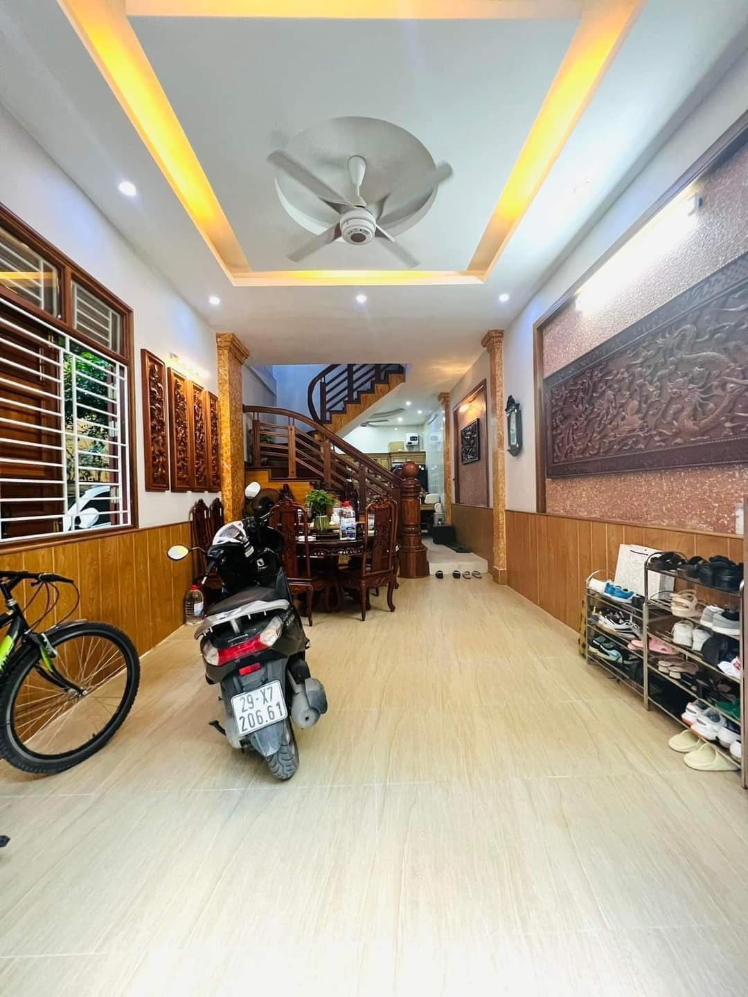 Bán Nhà Phố Vạn Bảo mặt tiền gần 6m diện tích 54m2 ô tô vào nhà chỉ hơn 11 tỷ