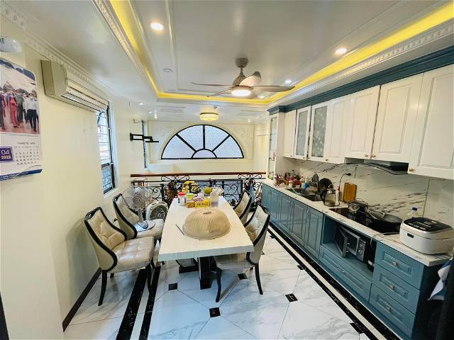 Cần bán nhà phố Đàm Quang Trung long biên hà nội LÔ GÓC...