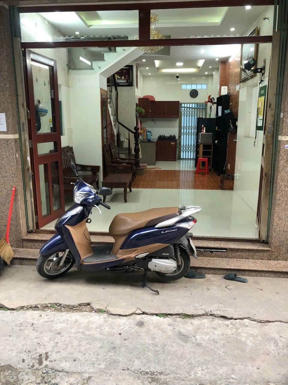 Cho thuê nhà phan Văn trị phường10, đối diện khu Ctyland