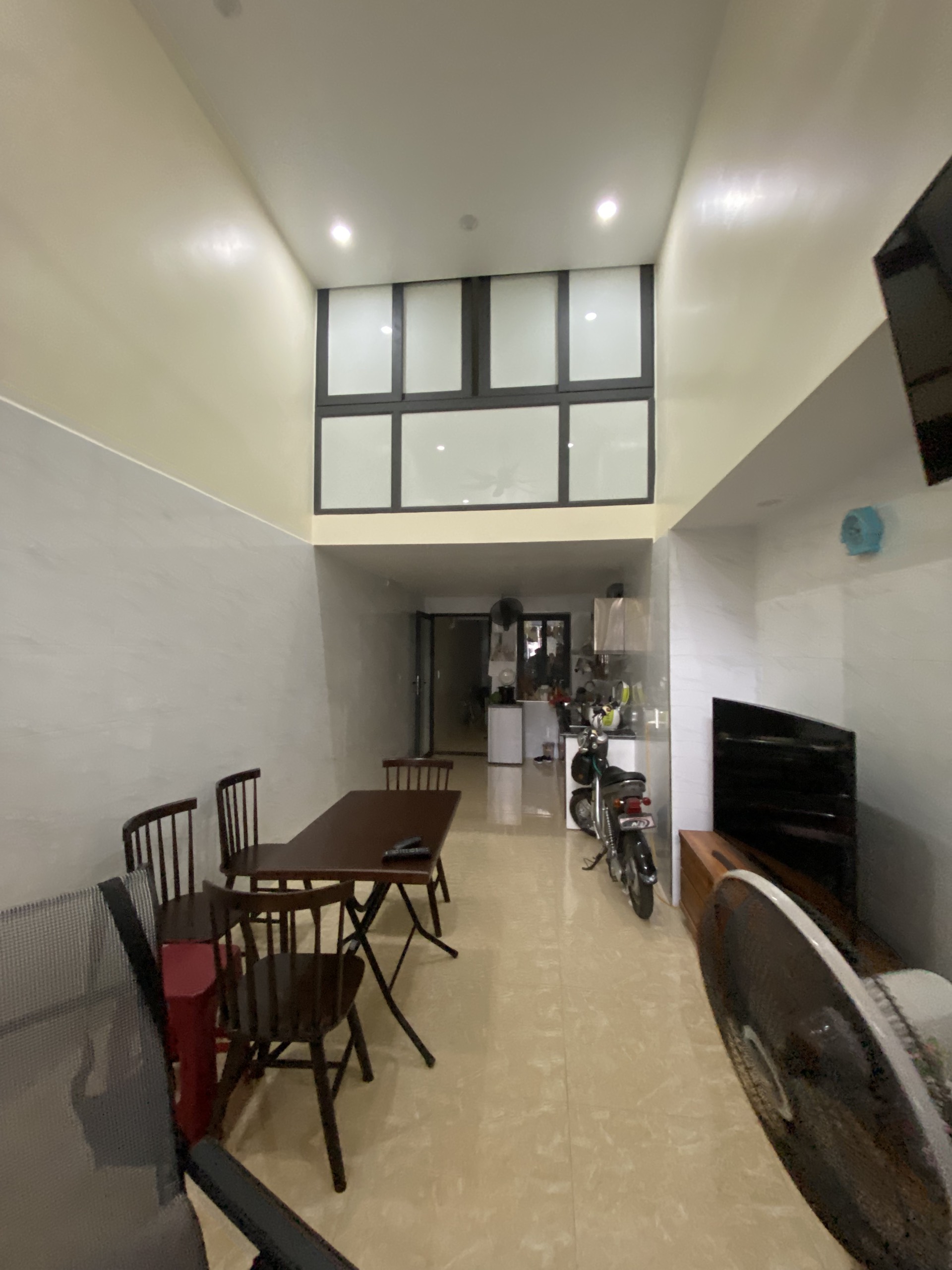 8.CHO THUÊ NHÀ MẶT ĐƯỜNG PHẠM HỮU ĐIỀU ĐIỂM KINH DOANH TỐT.