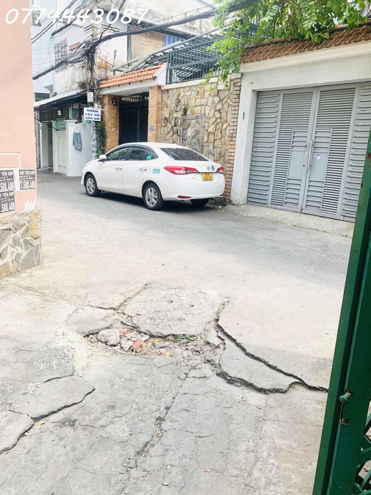 Bán gấp Nhà 45m2 Hoàng Hoa Thám, Phường 6, Quận Bình Thạnh.