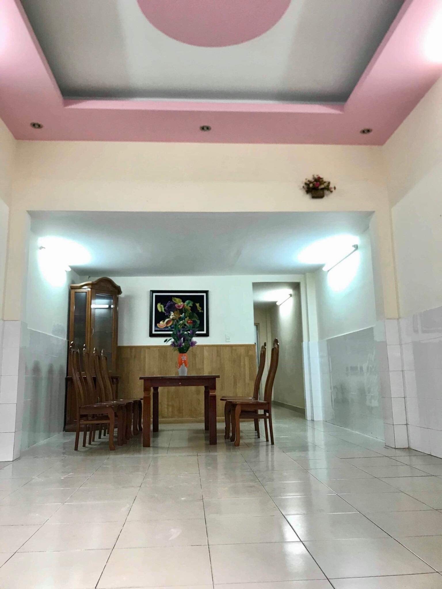 CHo thuê NNC HXH đường 79 p Tân Quy Quận 7.DT:4x16 trệt 1L 3pn 2wc.Giá:12tr