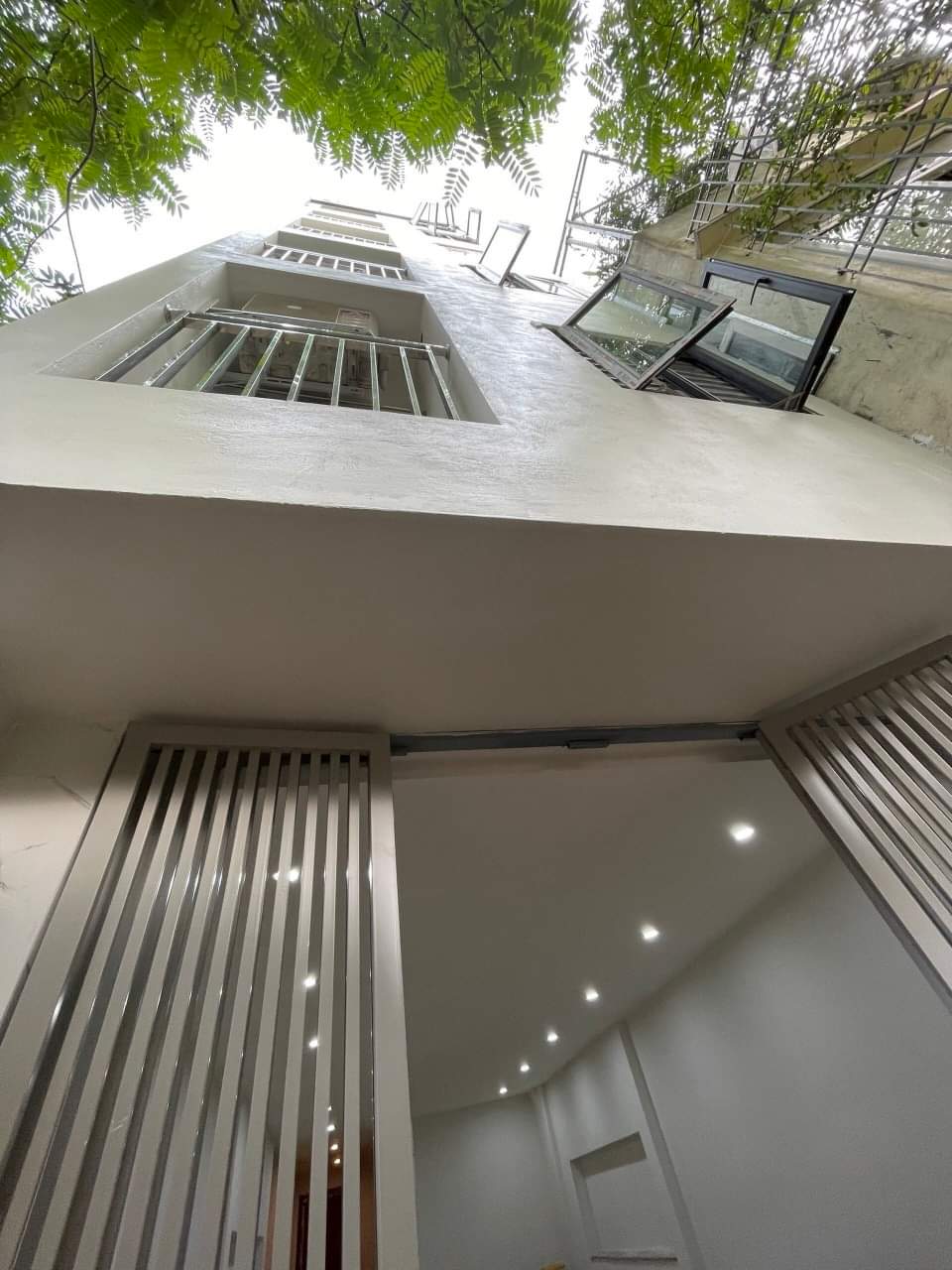 CHO THUÊ CCMN FULL NỘI THẤT - ĐI BỘ BKX Ngõ 93 - Lê Thanh Nghị - Hai Bà Trưng