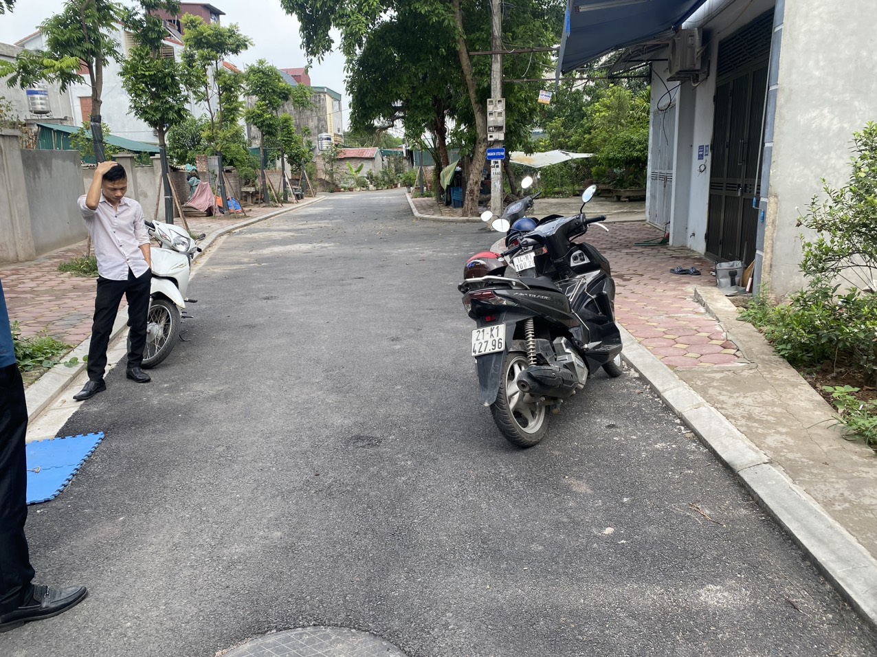 Bán gấp 40m2 đất làng cam, Cổ Bi, Gia lâm. Đường 2 ô tô tránh nhau.