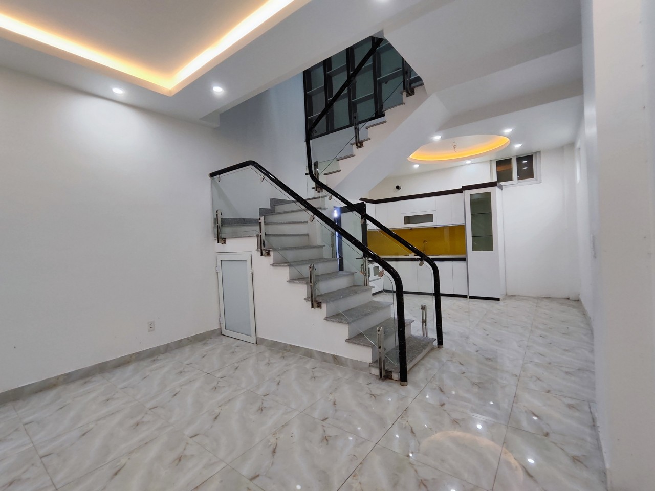 CT cho thuê nhà 3 tầng xây mới Đằng Hải 6 tr