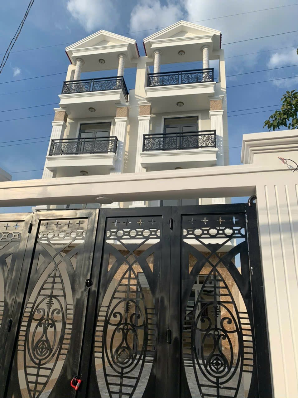 Bán Nhà Mới Xây 4 Lầu Hẻm 8m Đường Số 17 Hiệp Bình Chánh Thành Phố Thủ Đức