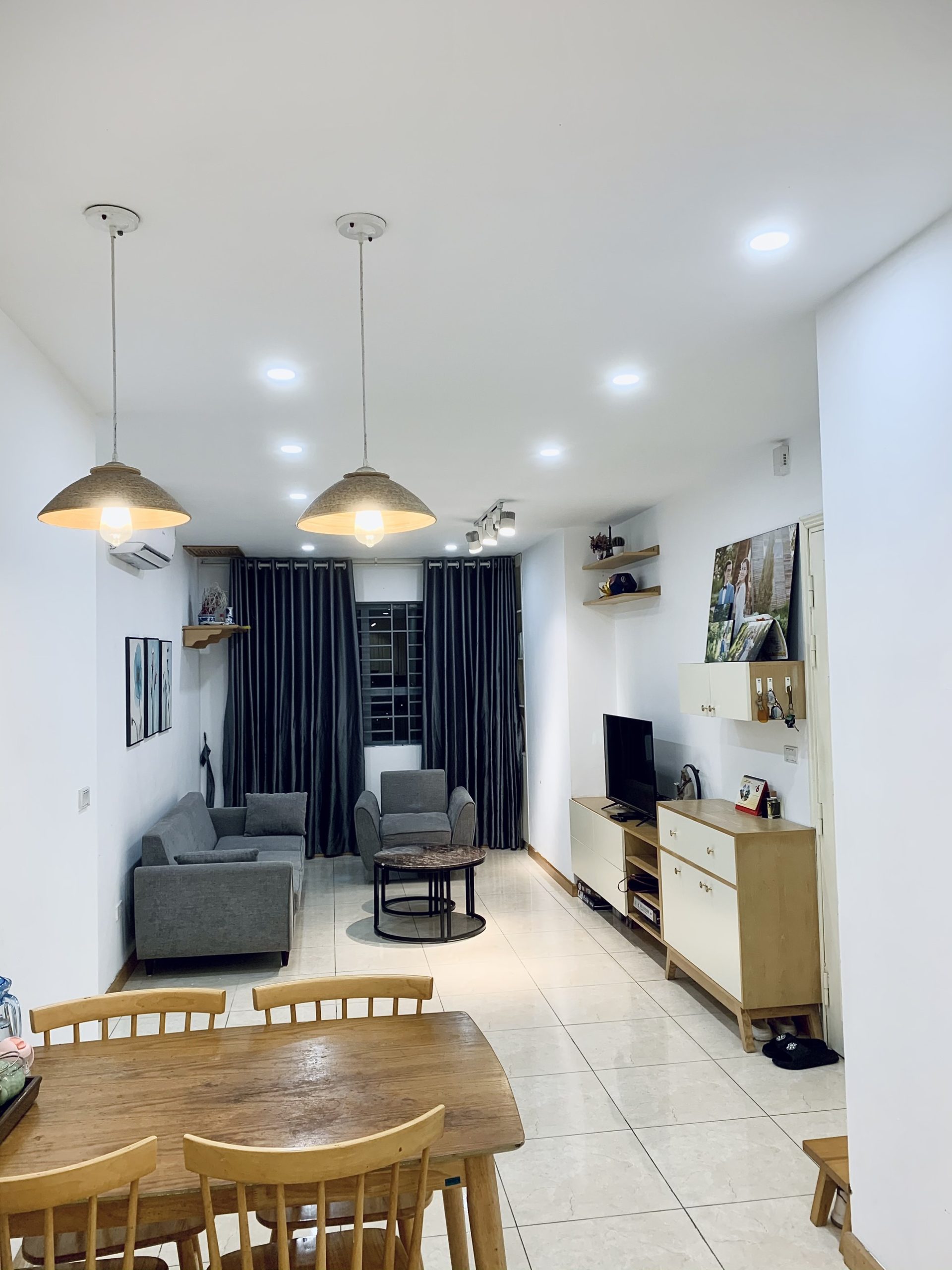 Bán căn hộ tòa Vinh Hạnh 66m 2 ngủ 2 VS chỉ 1.98 tỷ đủ đồ, nhà đẹp