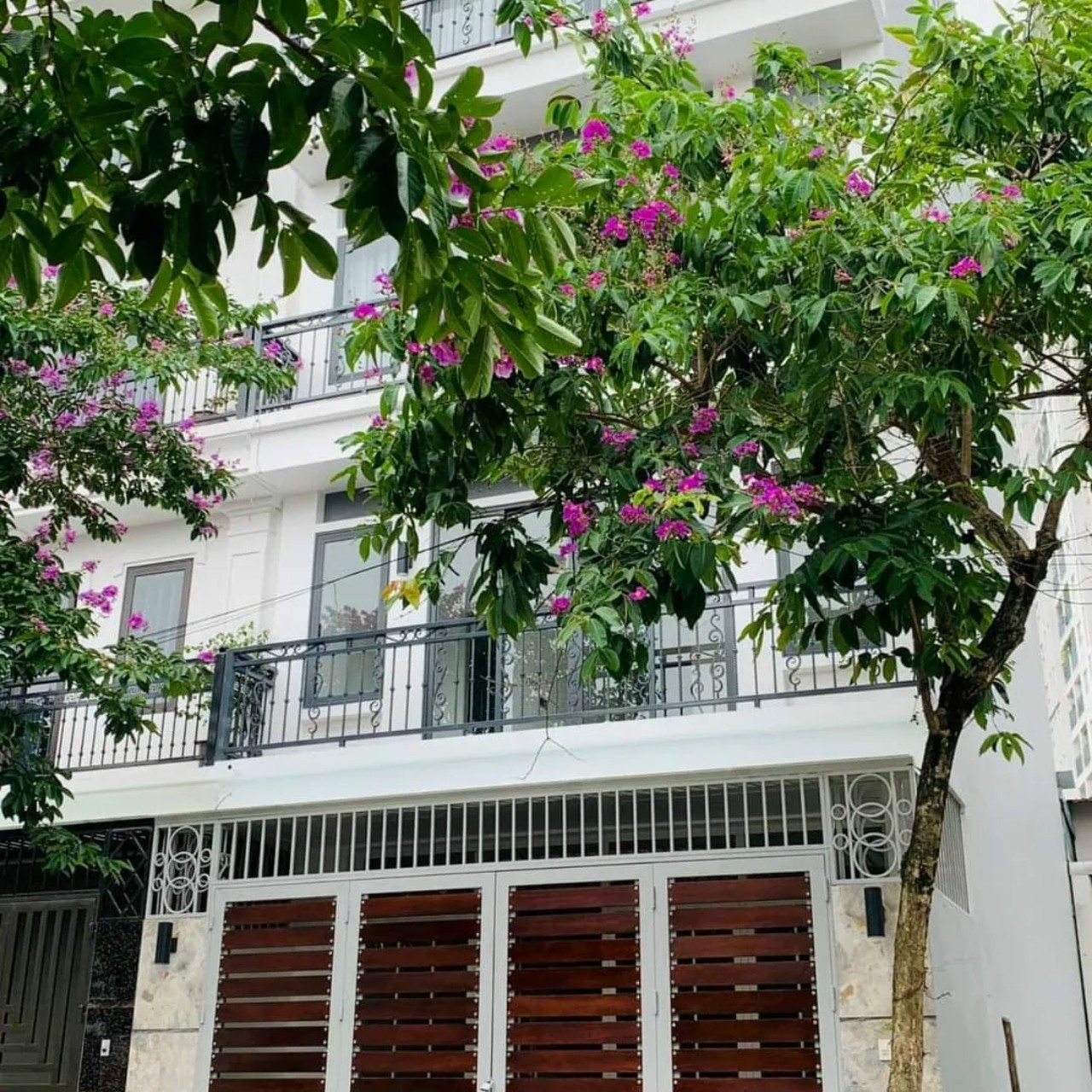 BÁN GẤP CĂN LIỀN KỀ PHÚC LỢI LONG BIÊN - GẦN VINHOMES RIVER SIDE 11.8 TỶ