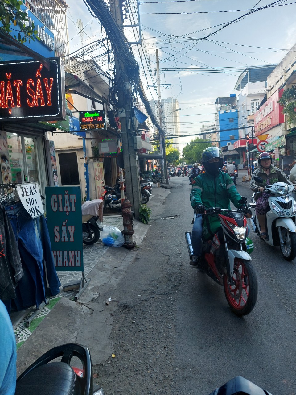 MẶT TIỀN KINH DOANH QUẬN 8 GẦN CẦU CHỮ Y – 2 TẦNG – NHĨNH 3 TỶ