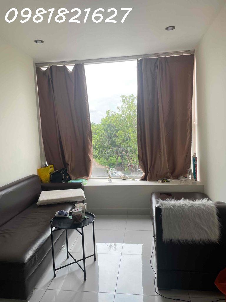 Cho thuê lại 1 phòng trong căn 2pn, bao điện nước ưu tiên lâu dài