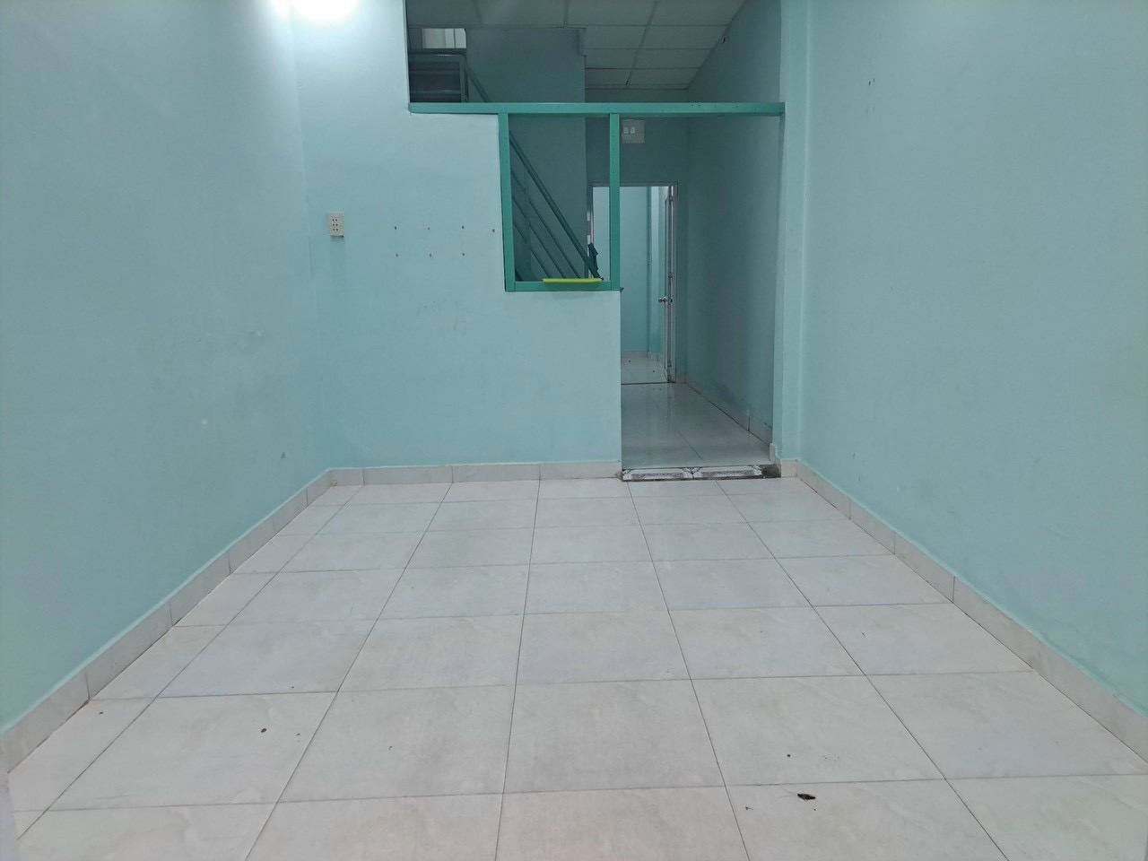 LÊ VĂN QUỚI - HẺM 3M - 35M2 - 2 TẦNG - SÁT MẶT TIỀN - CHỦ GẤP BÁN 2 TỶ 850