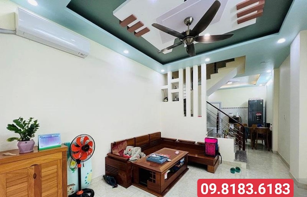 Bán nhà phố Phú Hải ngay Cầu Rào, diện tích 40m 3.5 tầng, GIÁ 2.5 tỉ ô.tô đỗ cửa 24h