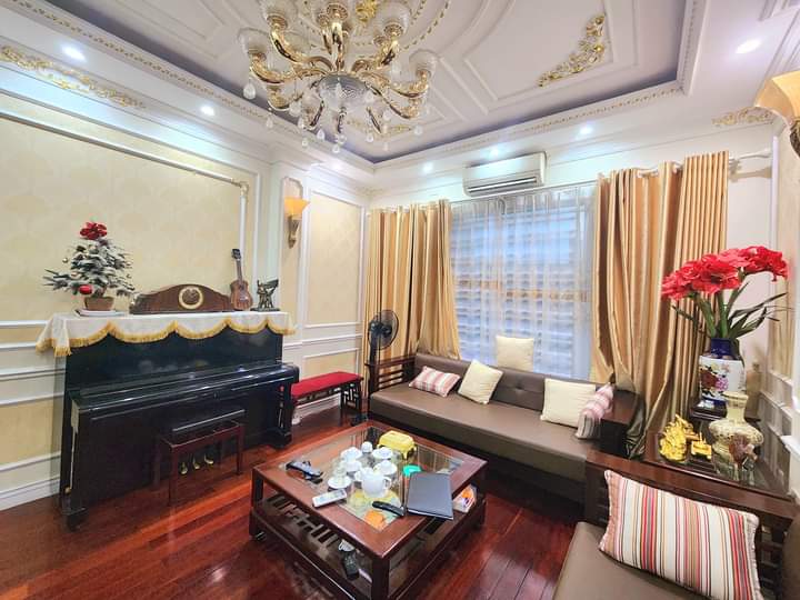 CỰC HIẾM 5.2 TỶ 48.2M LÔ GÓC 5 TẦNG GARA Ô TÔ 4PN Ở NGAY PHÚ DIỄN