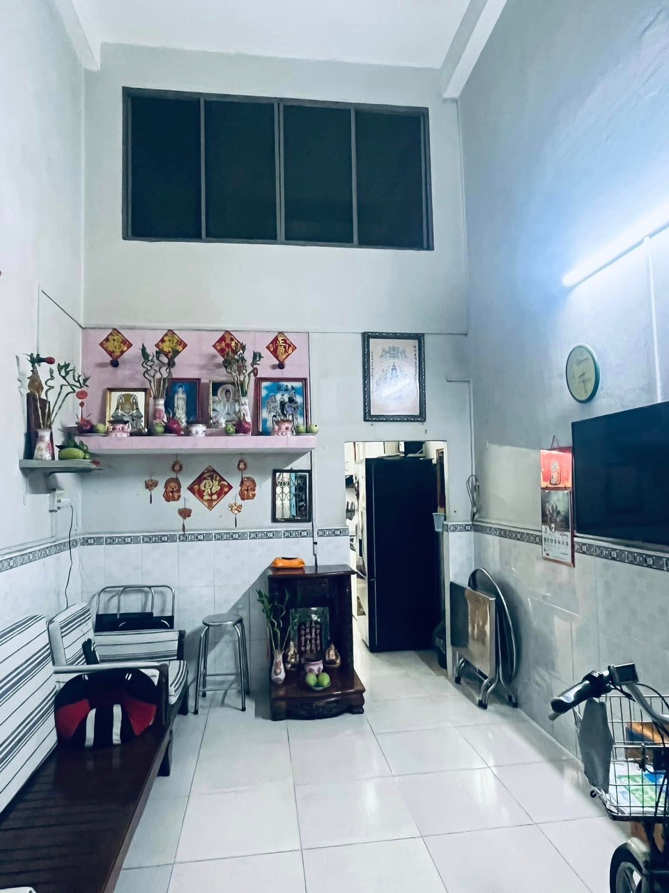 VỊ TRÍ ĐẸP - ÍT NHÀ BÁN - KẾT CẤU 3 TẦNG ĐÚC BTCT - NỞ HẬU - GẦN CHỢ - CÔNG VIÊN - CHỈ 5 TỶ.