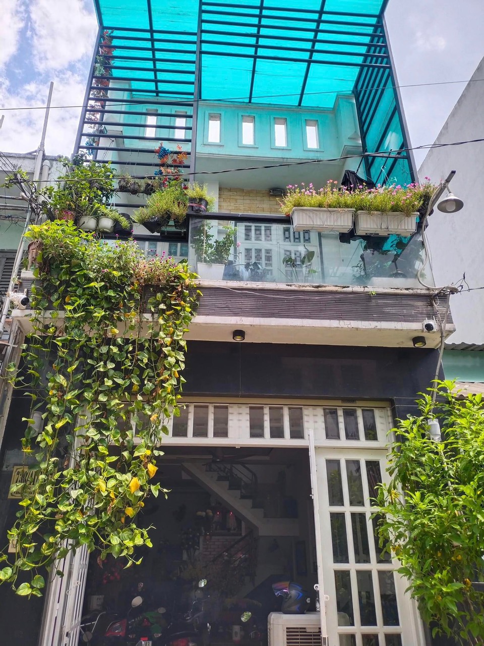 NHÀ 2 TẤM - HẺM 6M XE HƠI VÀO NHÀ - KHÔNG LỘ GIỚI, KHÔNG QUY HOẠCH.