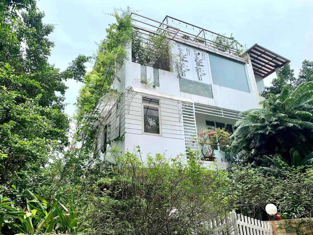 BIỆT THỰ THANG MÁY - LÔ GÓC - PARM VIỆT HƯNG LONG BIÊN - TƯƠNG LAI SÁNG NGỜI 39.5 TỶ