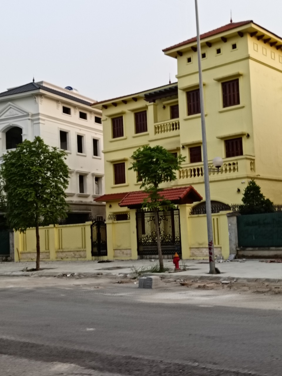 Chủ nhà cắt lỗ bán gấp biệt thự TT14 nam an khánh 263m2 gía 46 tr