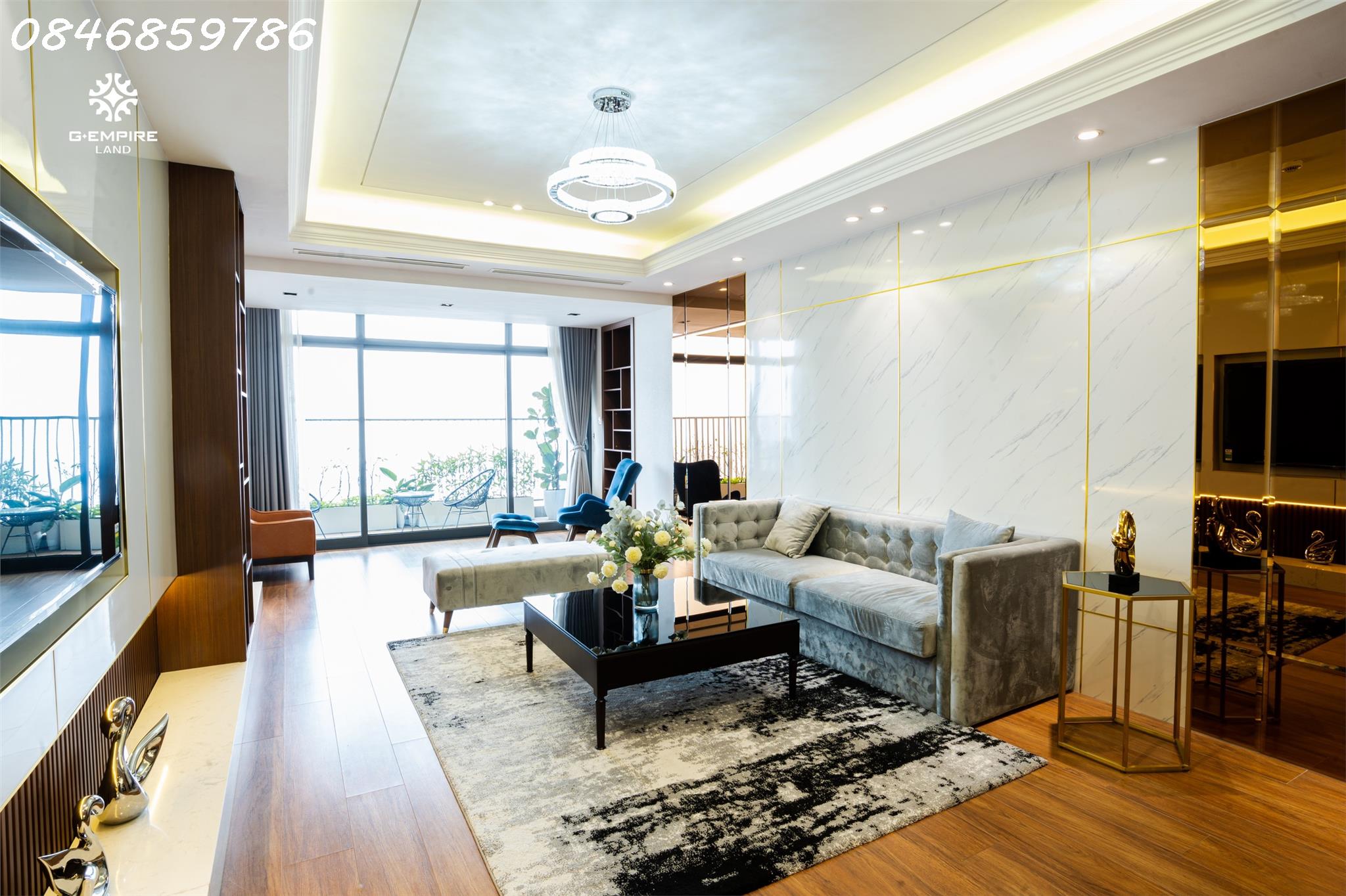 Bán chung cư N05 Trung Hòa, lô góc 159m2 3PN 2 ban công